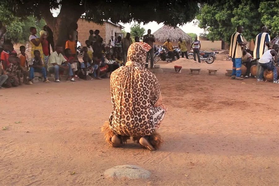 Kulturen der Elfenbeinküste - Tänze, Mystik & Geheimnisse